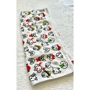 CASABA home - Christmas puppy dog red, green, white, and black beach towel - use